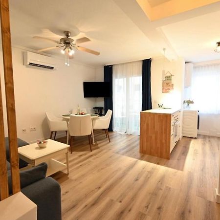La Margarita Apartment ตอร์เรเวียคา ภายนอก รูปภาพ