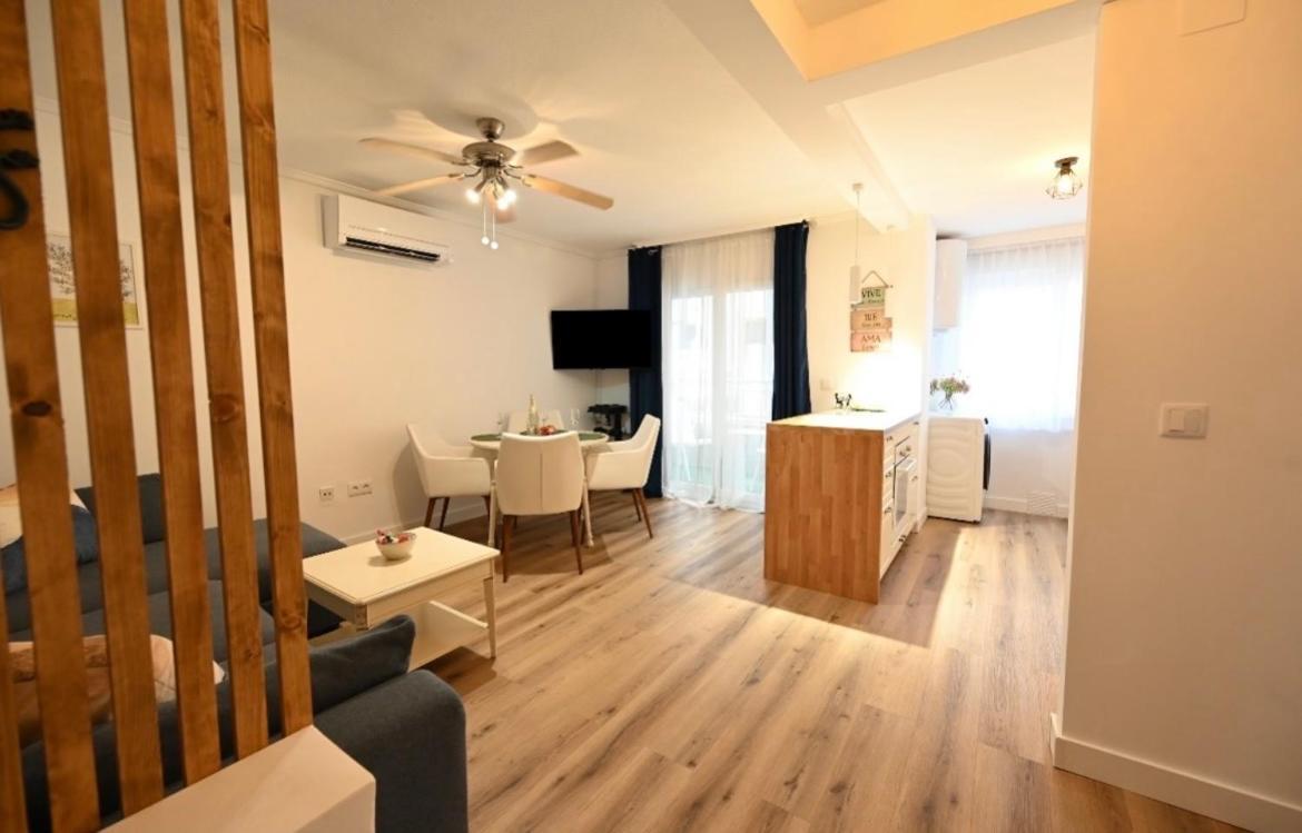 La Margarita Apartment ตอร์เรเวียคา ภายนอก รูปภาพ