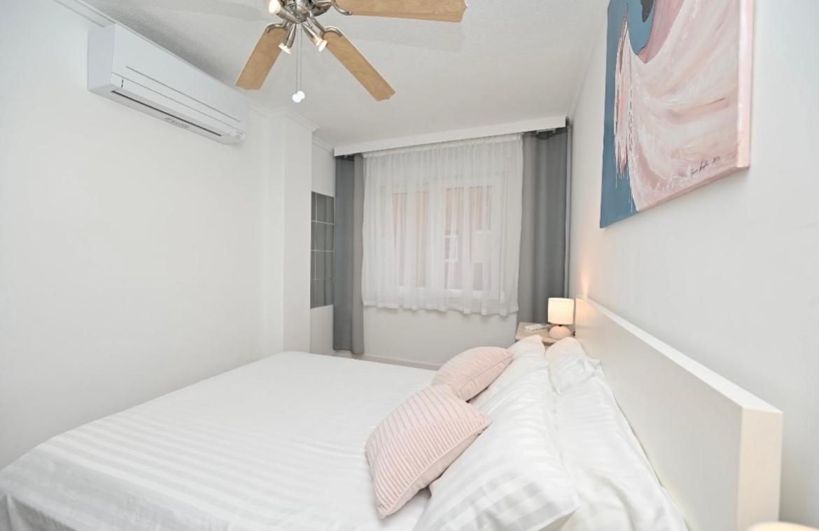 La Margarita Apartment ตอร์เรเวียคา ภายนอก รูปภาพ